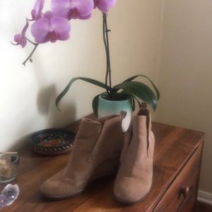 Lucky Brand suede wedge booties